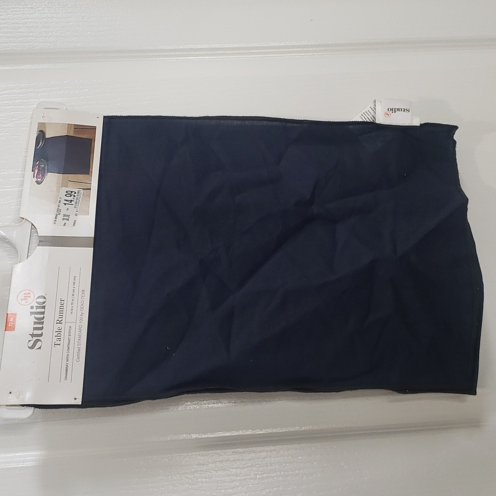 Studio 3B Table Runner NWT Dark Navy Blue